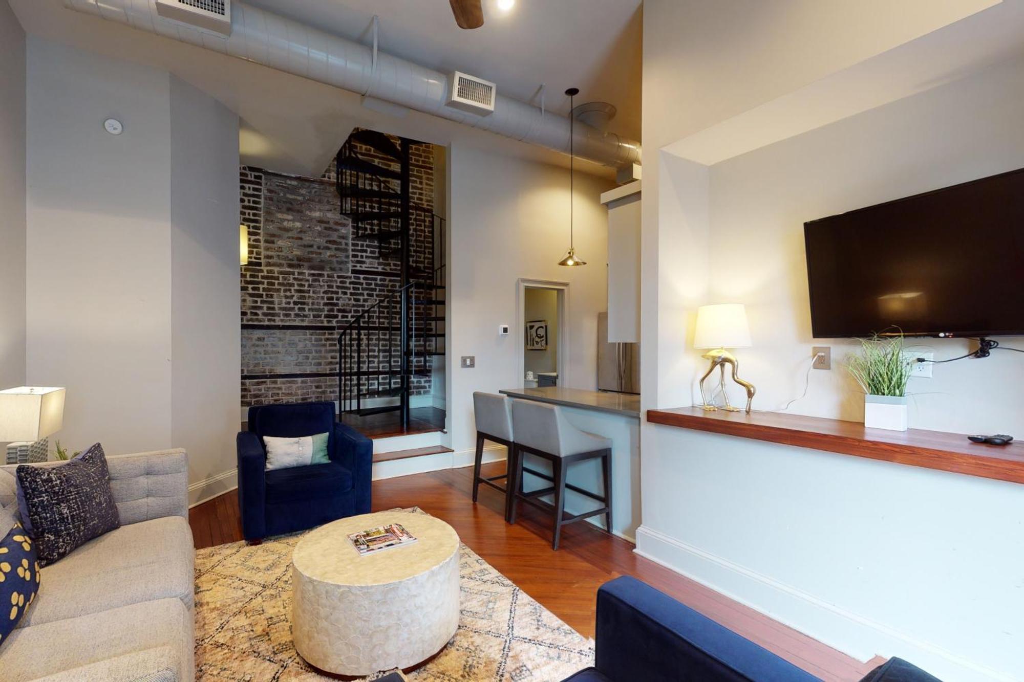 563 King Apartments Чарлстон Номер фото